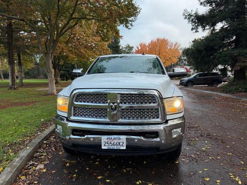 2016 RAM 2500 Laramie