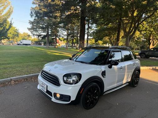 2017 MINI Countryman Cooper