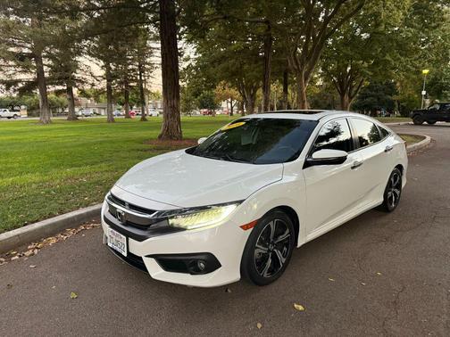 2016 Honda Civic Touring