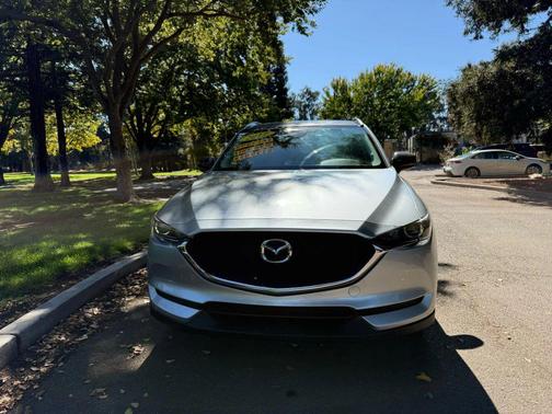2017 Mazda CX-5 Sport