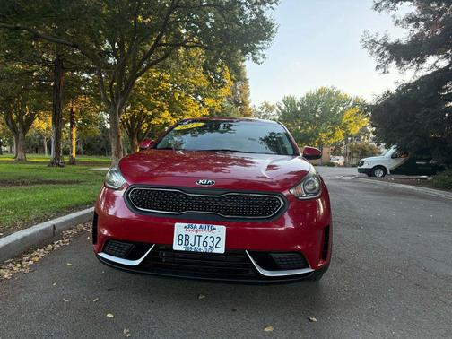 2017 Kia Niro FE