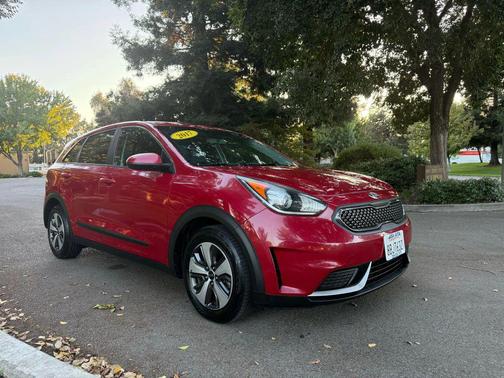 2017 Kia Niro FE