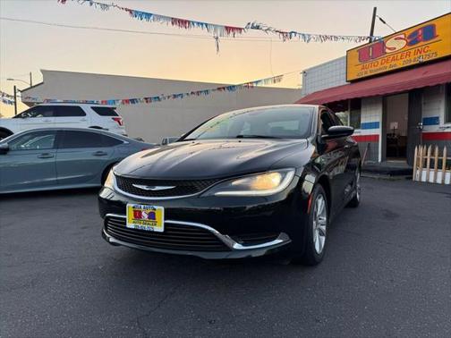 2016 Chrysler 200 Limited