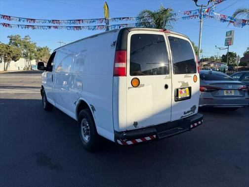 2007 GMC Savana 2500 Base