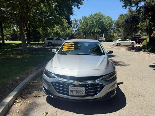 Gray 2023 Chevrolet Malibu FWD 1LT