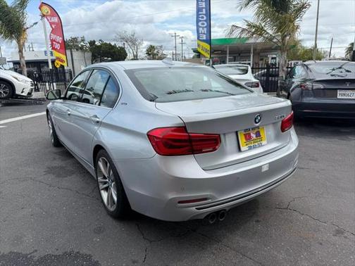 2017 BMW 330e iPerformance