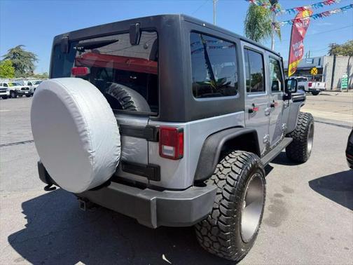 2014 Jeep Wrangler Unlimited Sport