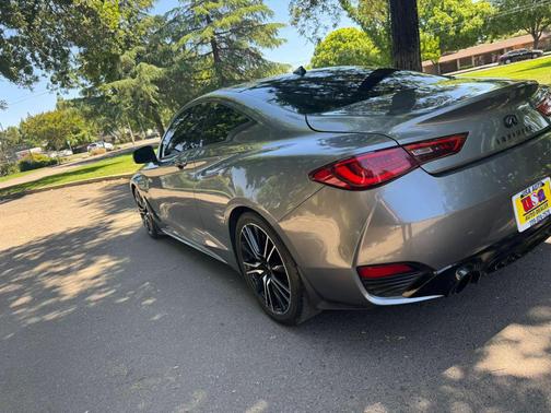 Graphite Shadow 2018 INFINITI Q60 3.0t Sport