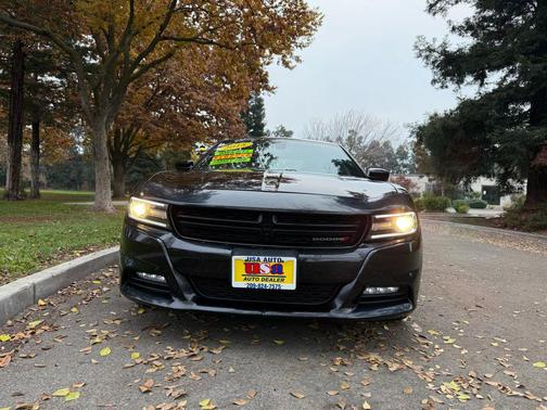2018 Dodge Charger SXT Plus