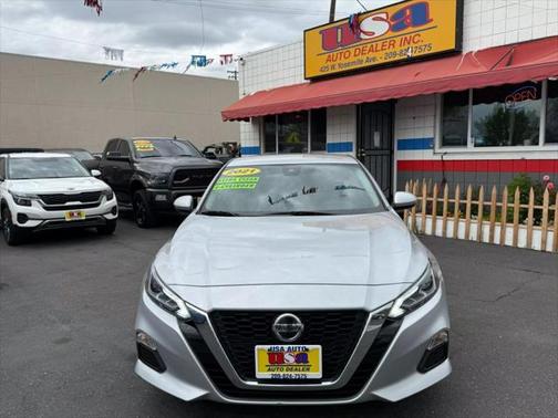 2021 Nissan Altima 2.5 SV