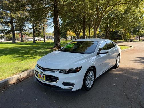 2018 Chevrolet Malibu Hybrid Base