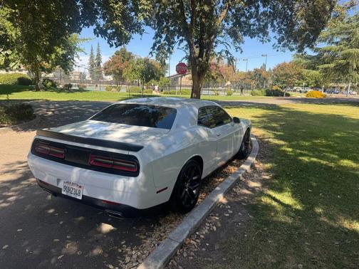 White Knuckle Clearcoat 2020 Dodge Challenger GT