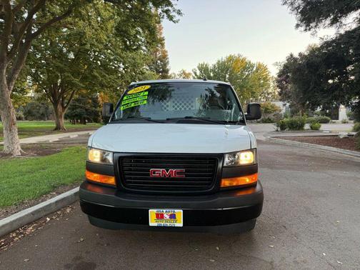 2021 GMC Savana 2500 Work Van