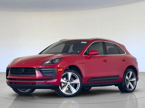 2026 Porsche Macan Base