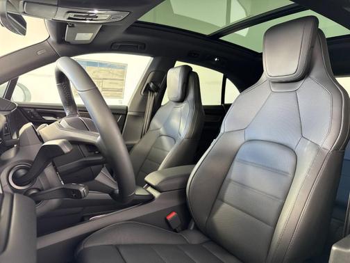 White 2026 Porsche Macan 4S