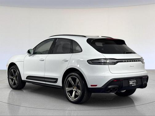 2024 Porsche Macan T