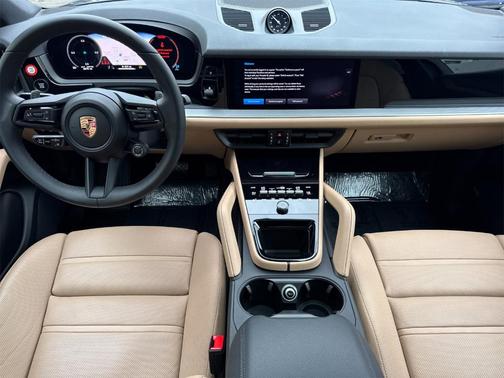 2025 Porsche Cayenne AWD