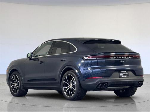 2025 Porsche Cayenne AWD