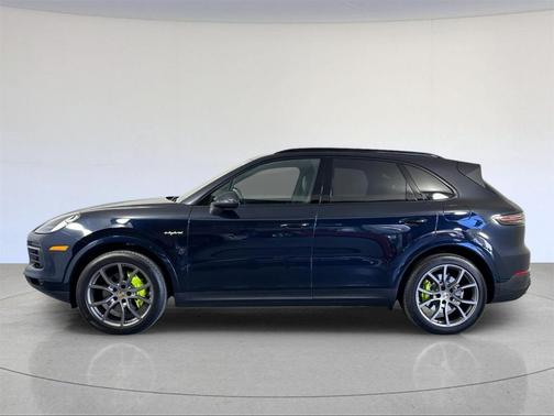 2022 Porsche Cayenne E-Hybrid