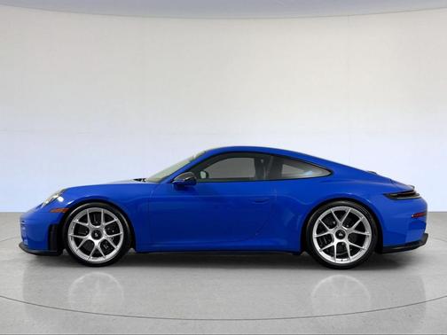 Blue 2026 Porsche 911 GT3