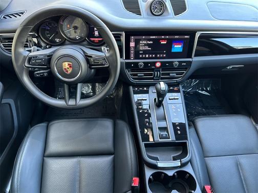 2024 Porsche Macan S
