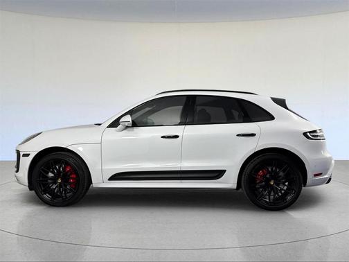 2022 Porsche Macan GTS