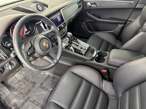 2022 Porsche Macan GTS