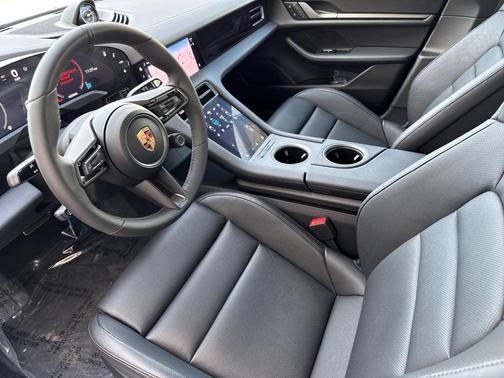 2026 Porsche Taycan 4