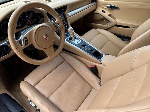 2012 Porsche 911 Carrera