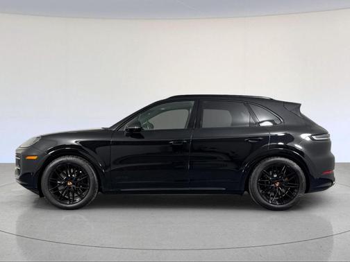 2026 Porsche Cayenne GTS
