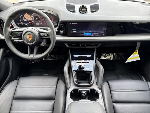 2026 Porsche Cayenne AWD