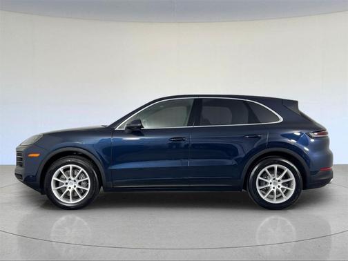 2024 Porsche Cayenne Base