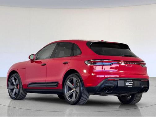 2022 Porsche Macan S