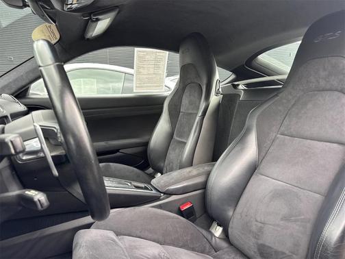 2018 Porsche 718 Cayman GTS