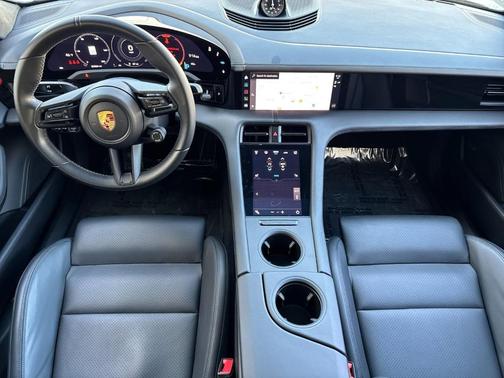 2024 Porsche Taycan GTS