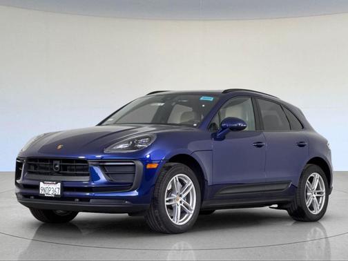 2024 Porsche Macan Base (PDK)