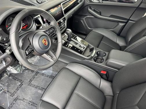 2026 Porsche Macan T