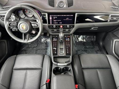 2026 Porsche Macan T