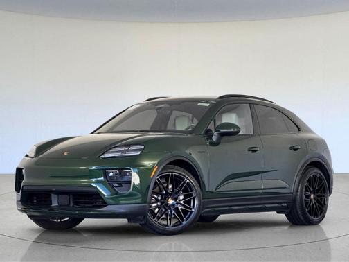 2025 Porsche Macan 4S