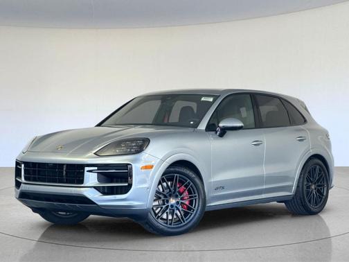 2026 Porsche Cayenne GTS