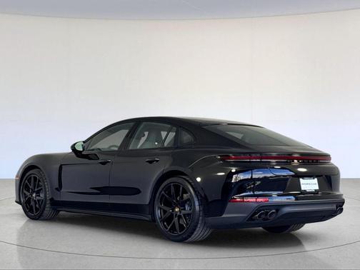 Black 2026 Porsche Panamera 4