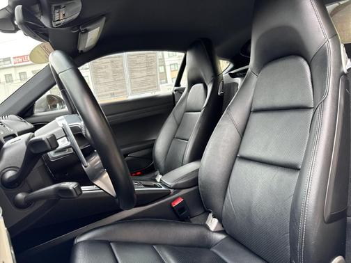 2017 Porsche 718 Cayman S