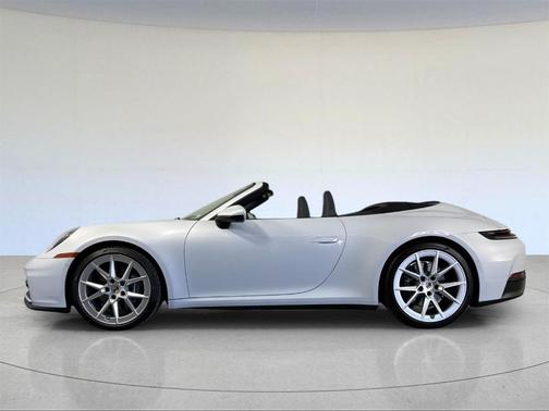 2025 Porsche 911 Carrera