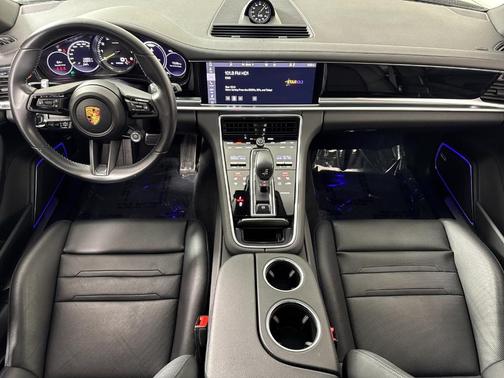 2021 Porsche Panamera E-Hybrid 4