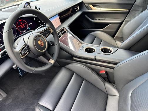 2026 Porsche Taycan GTS