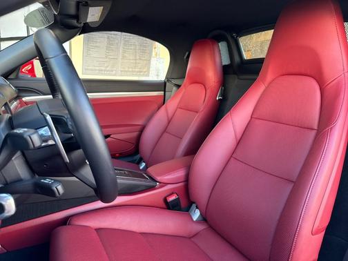 2025 Porsche 718 Boxster 