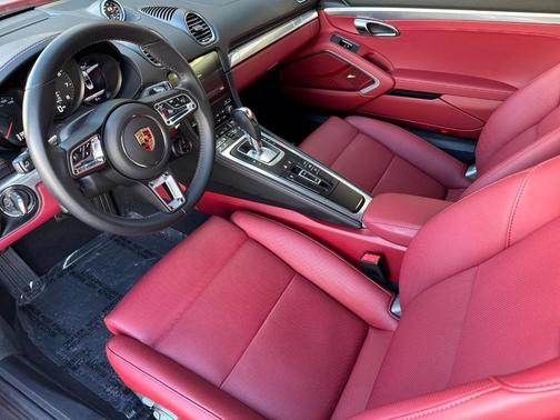 2025 Porsche 718 Boxster 