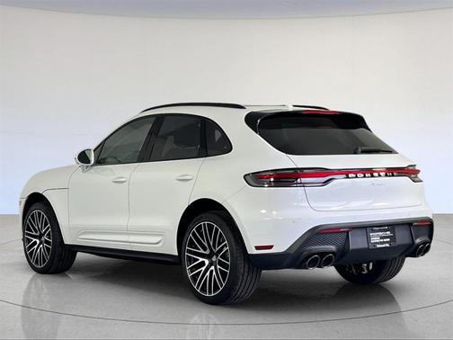 2025 Porsche Macan T