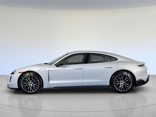 2023 Porsche Taycan GTS
