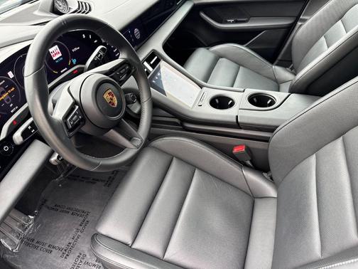 Dolomite Silver Metallic 2022 Porsche Taycan Base